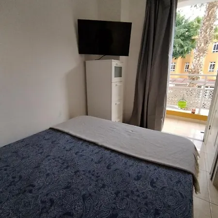 Bib's Pool Side And Ocean View Apartment San Miguel de Abona