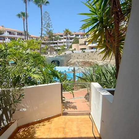 Bib's Pool Side And Ocean View