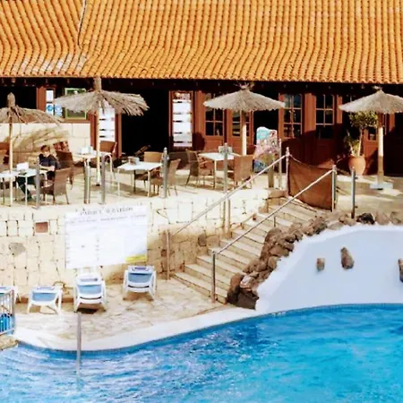 Parque Albatros Vista Piscina E Mare Daire