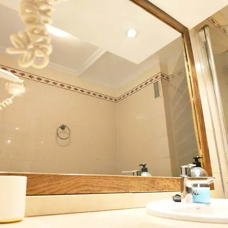 Daire Parque Albatros Vista Piscina E Mare